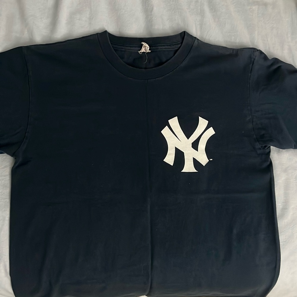 NY Yankees Jeter Tee - Picture 2 of 2